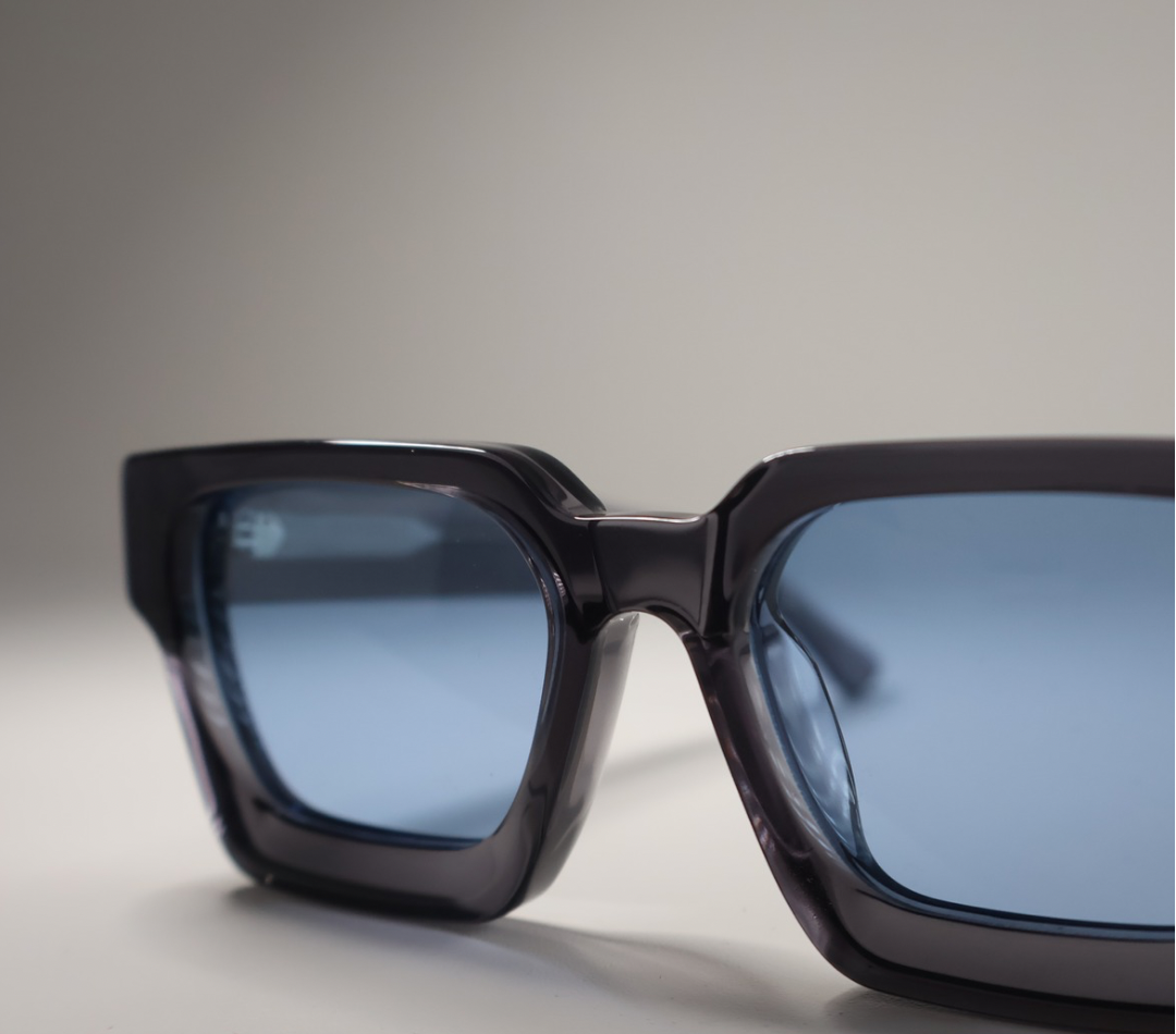 ICONIC Clear/Blue